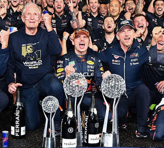 Back with a Championship win for Max Verstappen!