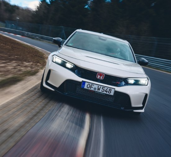 New Front-Wheel Drive Lap Time Record set by Civic Type R - Nürburgring, Germany